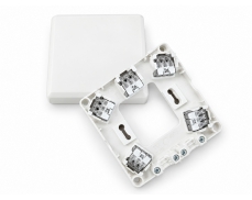 Instalační krabice pod/na omítku, svorky 5x0,5-4 mm, 103x103 mm, 24 A, 400 V, bílá, IP 20